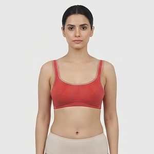 Cynthia Sport Bra Wanita Cosi Cozy dengan Bahan Nyaman, Desain Elegan - 673004